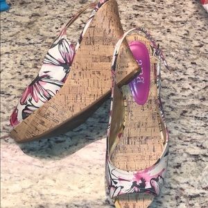 Ana pink and cream floral peeptoe Wedge